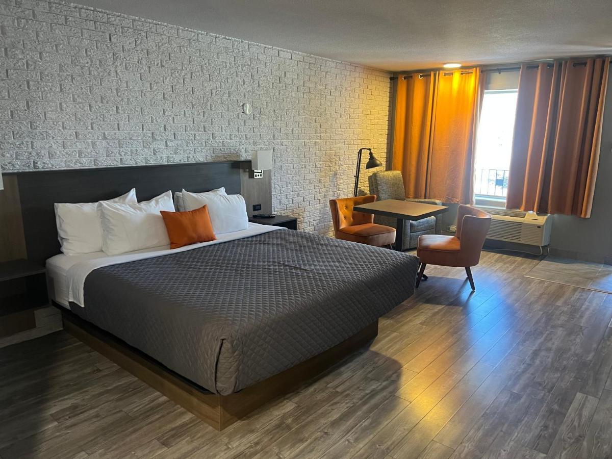 Complexe Dix80 Motel มองต์-ลอริเยร์ ภายนอก รูปภาพ
