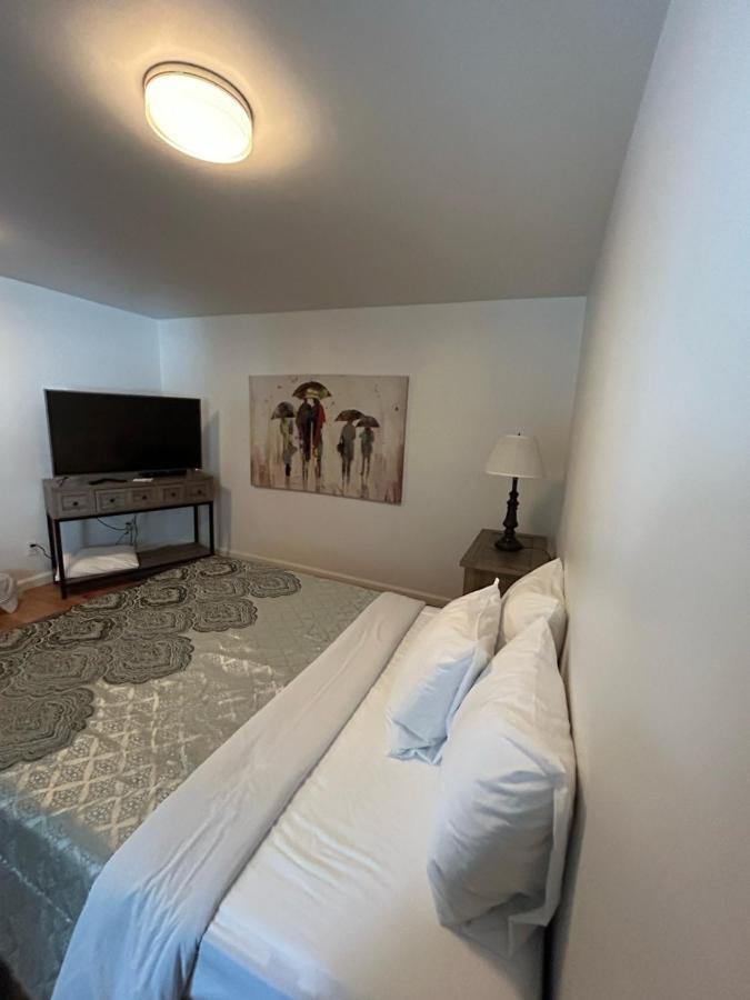 Complexe Dix80 Motel มองต์-ลอริเยร์ ภายนอก รูปภาพ